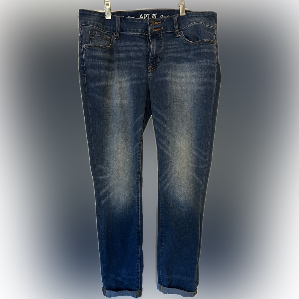 Apt 9 washed blue denim slim capri jeans - size 10!